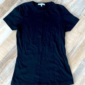 James Perse basic black fitted T-shirt SZ Small. Excellent condition like NEW
